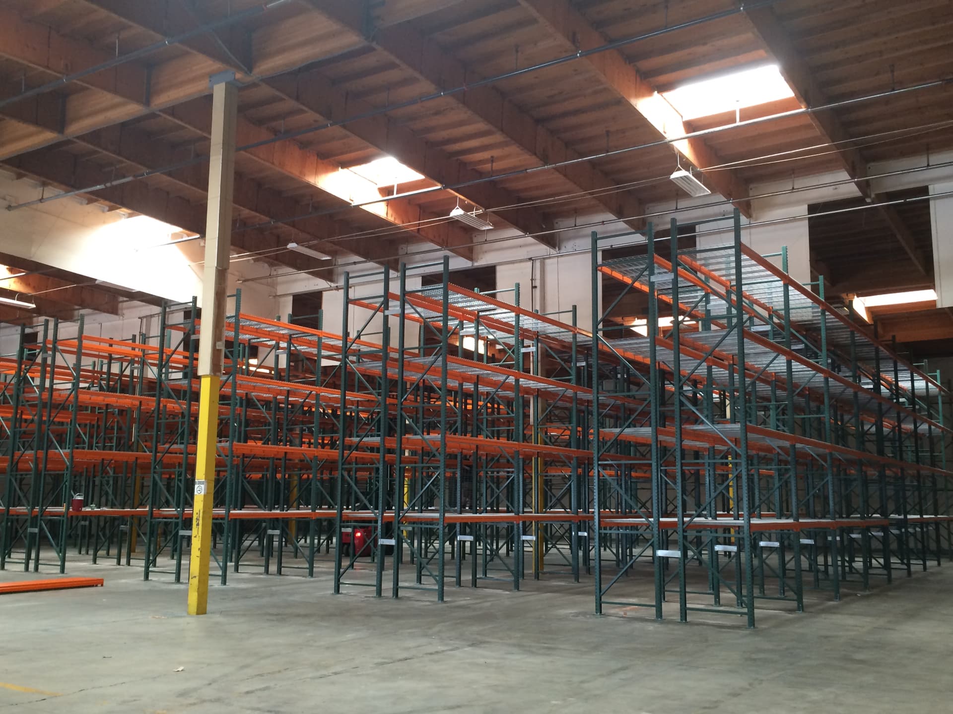Pallet rack installation project 7