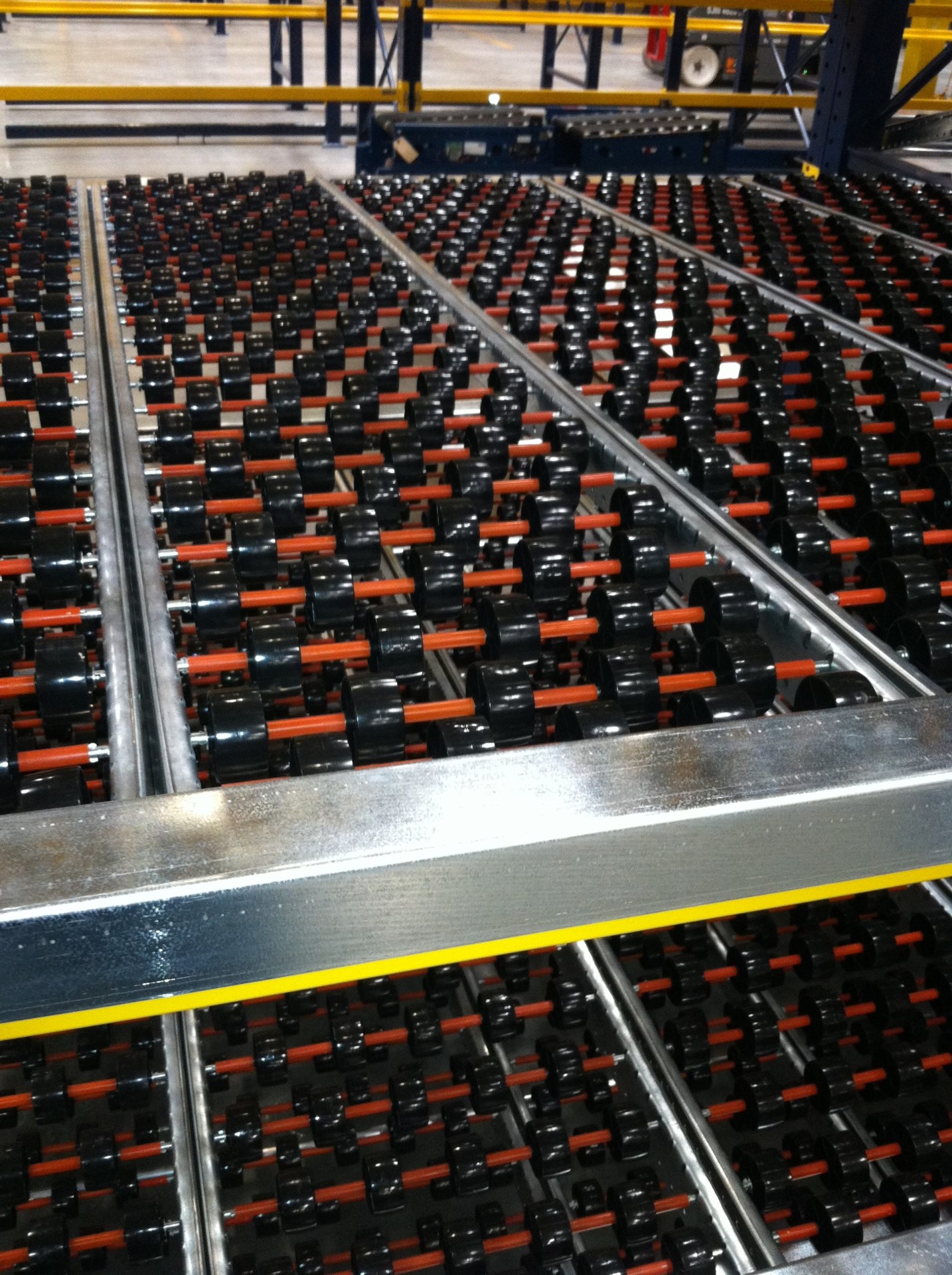 Carton Flow Rack - Industrial Warehouse Racking in Cincinnati